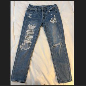 American Eagle Tomgirl jean Size 6